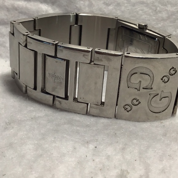 Guess Vintage Wristwatch - Picture 6 of 8